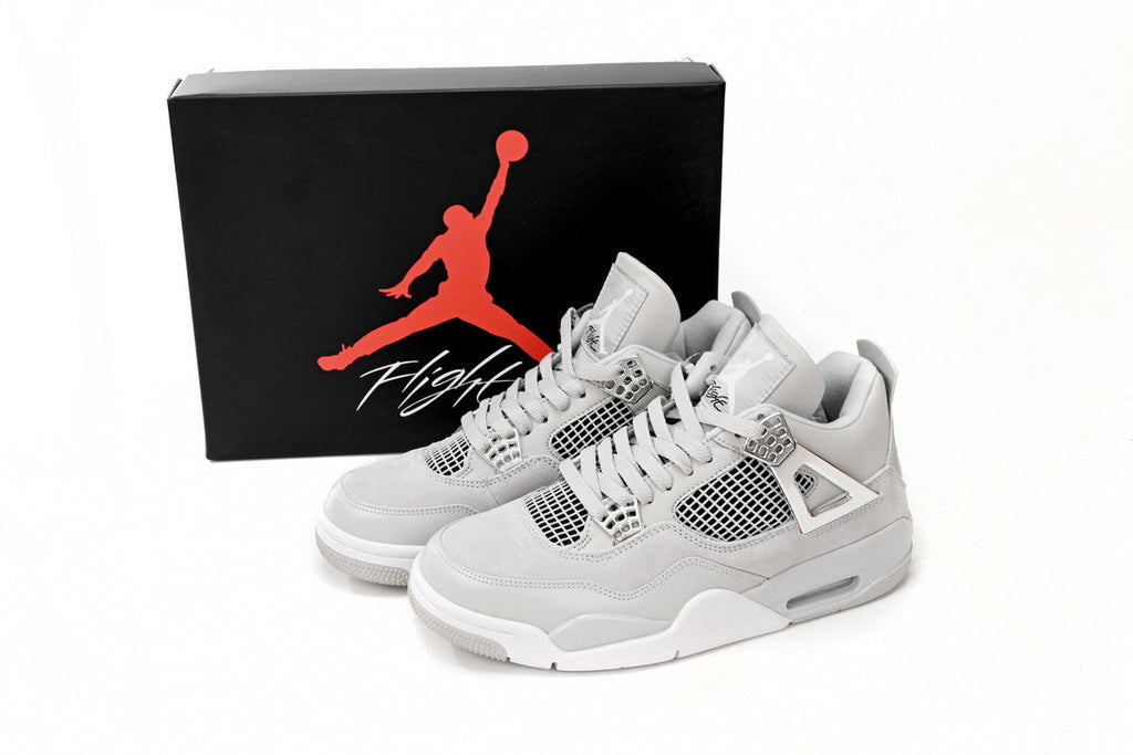 Air Jordan 4 Retro Frozen Moments Reps Sneaker AQ9129-001